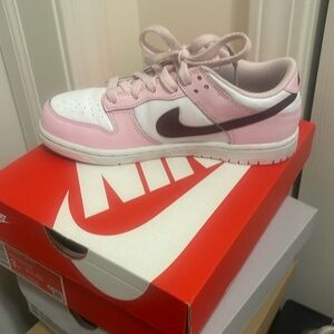 Nike Dunks- girls